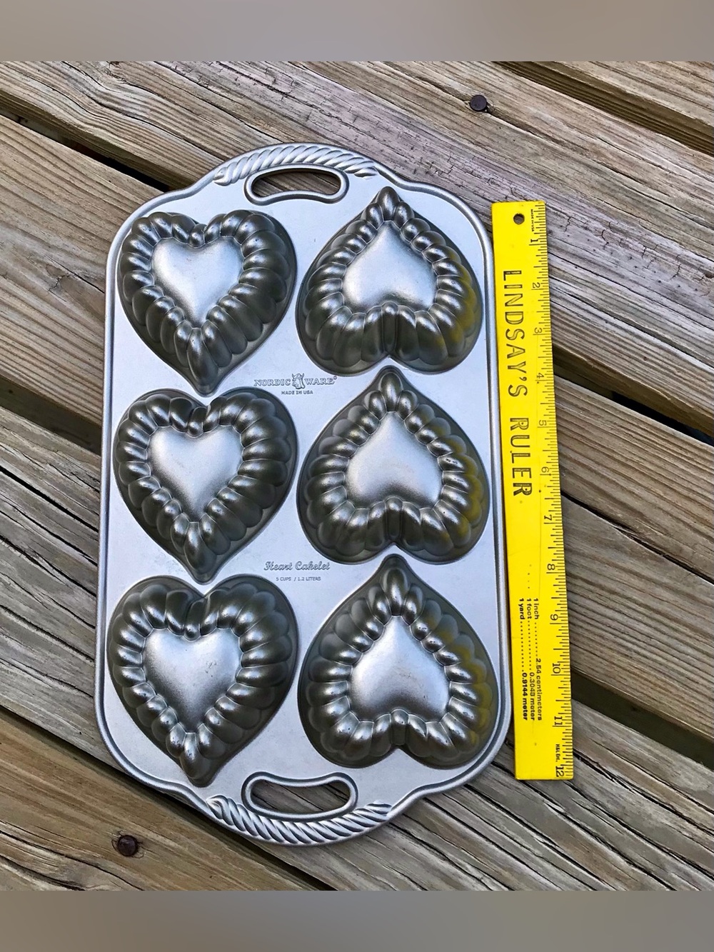 Nordic Wear Heart Cakelet Large Muffin Pan Lava Cake Heart Shape Pan Bakeware - Picture 9 of 11